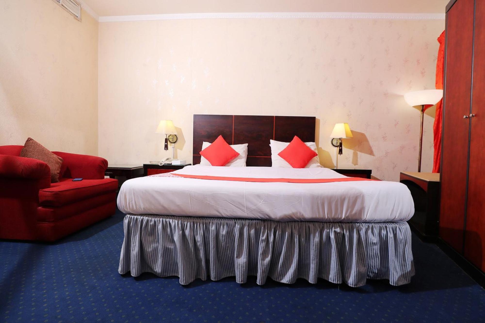 Oyo 112 Semiramis Hotel 麦纳麦 外观 照片
