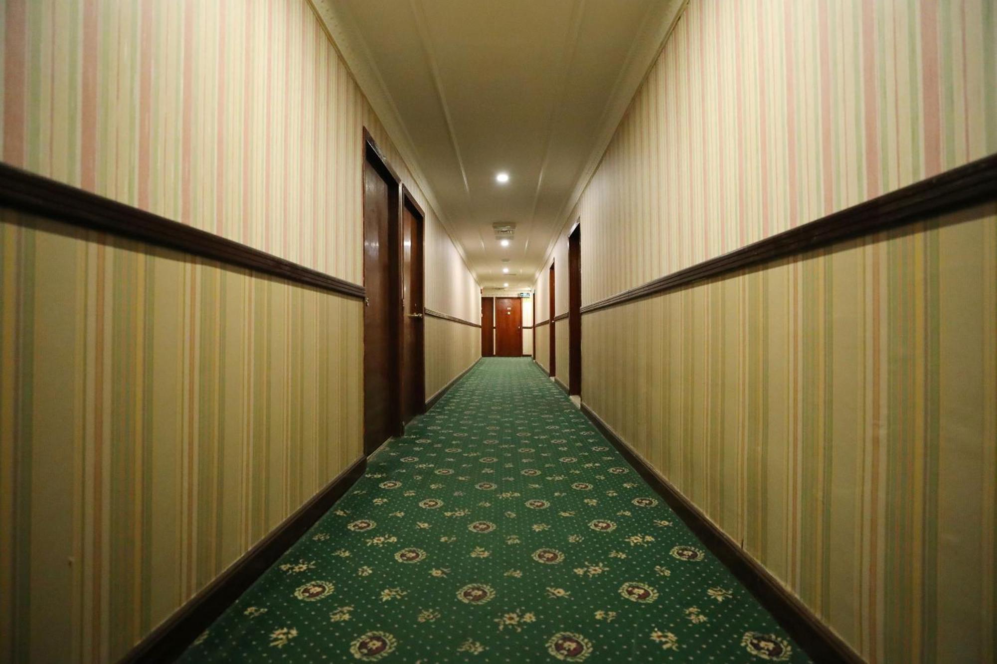 Oyo 112 Semiramis Hotel 麦纳麦 外观 照片