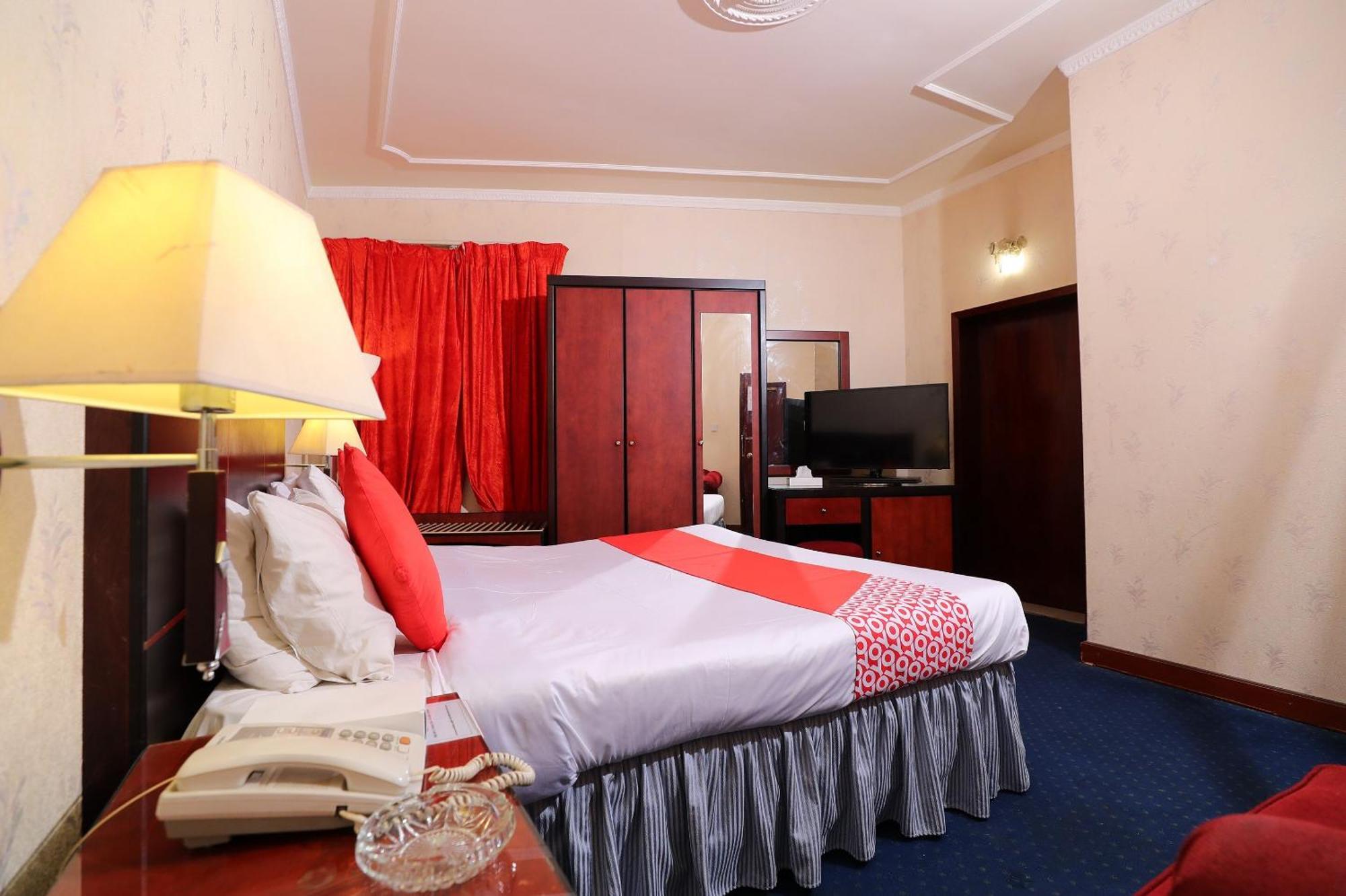 Oyo 112 Semiramis Hotel 麦纳麦 外观 照片