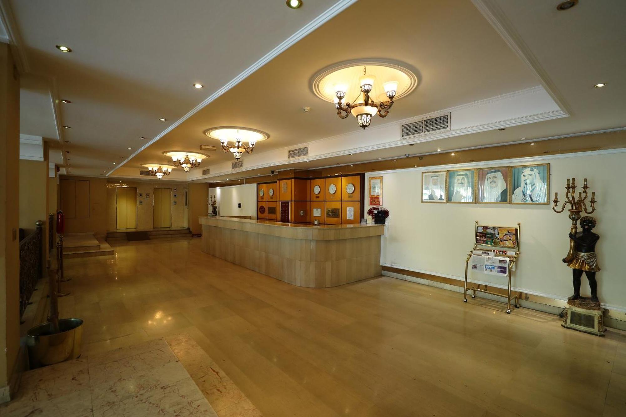 Oyo 112 Semiramis Hotel 麦纳麦 外观 照片